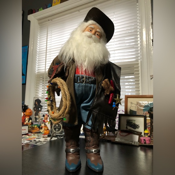 Cowboy Santa Figure - Picture 3 of 12